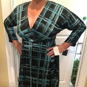 Gabby Skye- Black and turquoise dress- sz14